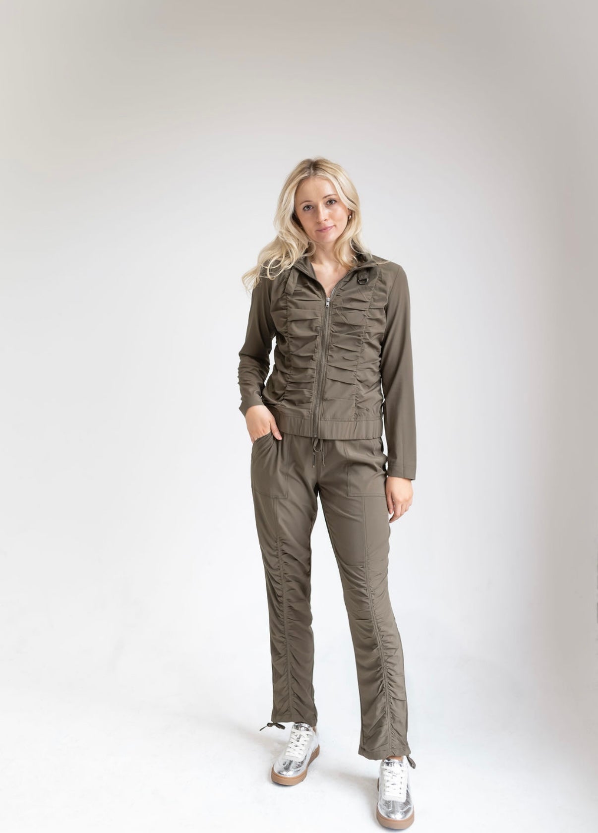 Jules Ruched Drawstring Stretch Pant
